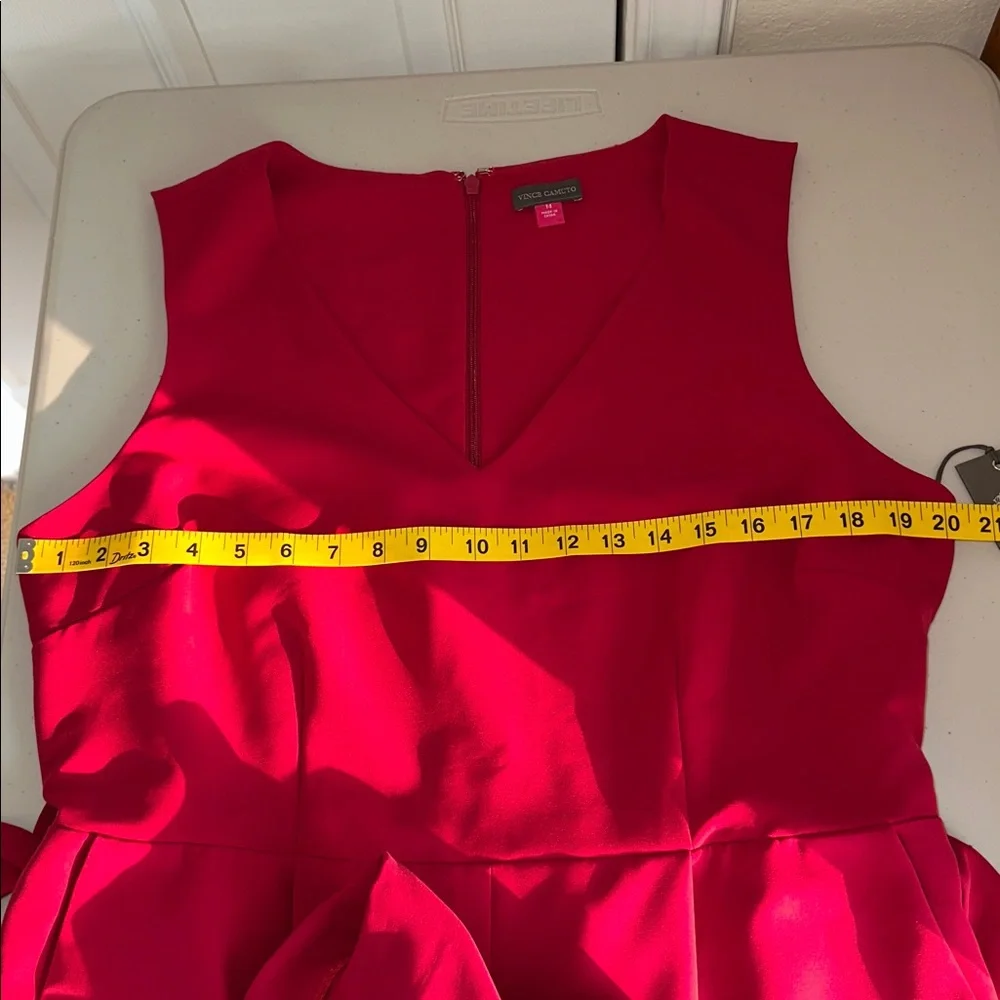 NWT Vince Camuto Vibrant Red V-Neck Jumpsuit Size 14 - Picture 8 of 16